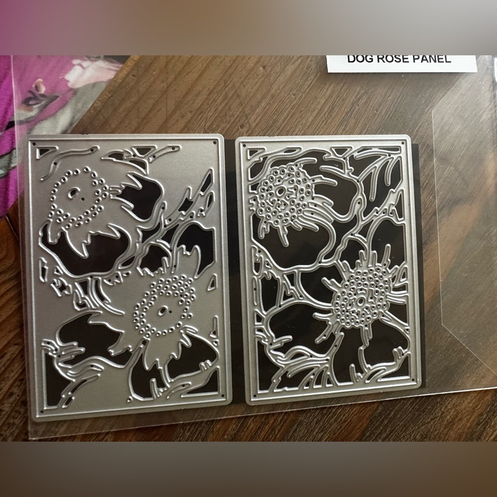 Altenew Dog Rose Floral Metal Cutting Dies